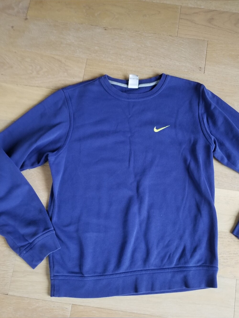NIKE | Blue Crewneck With Yellow Swoosh